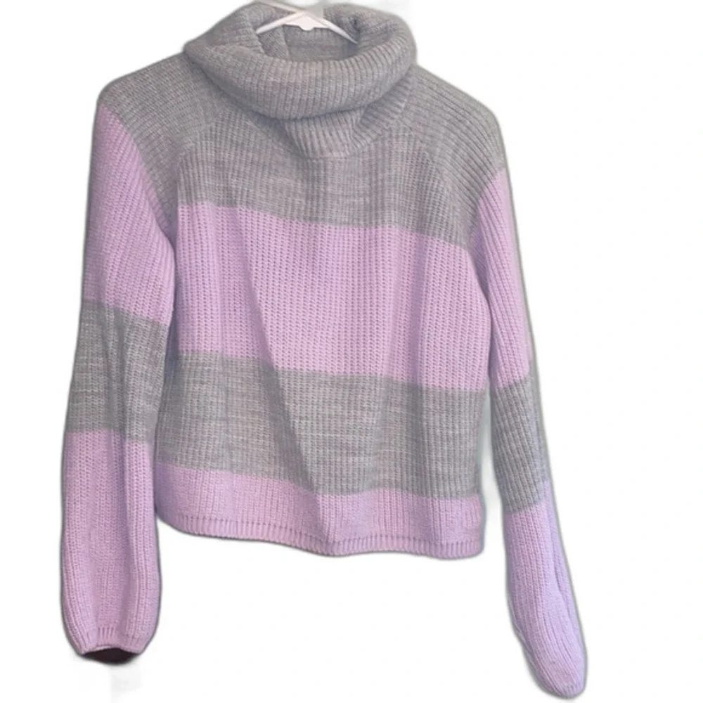 PrettyLittleThing Color Block Turtleneck Sweater Large Lilac Gray Oversized Knit